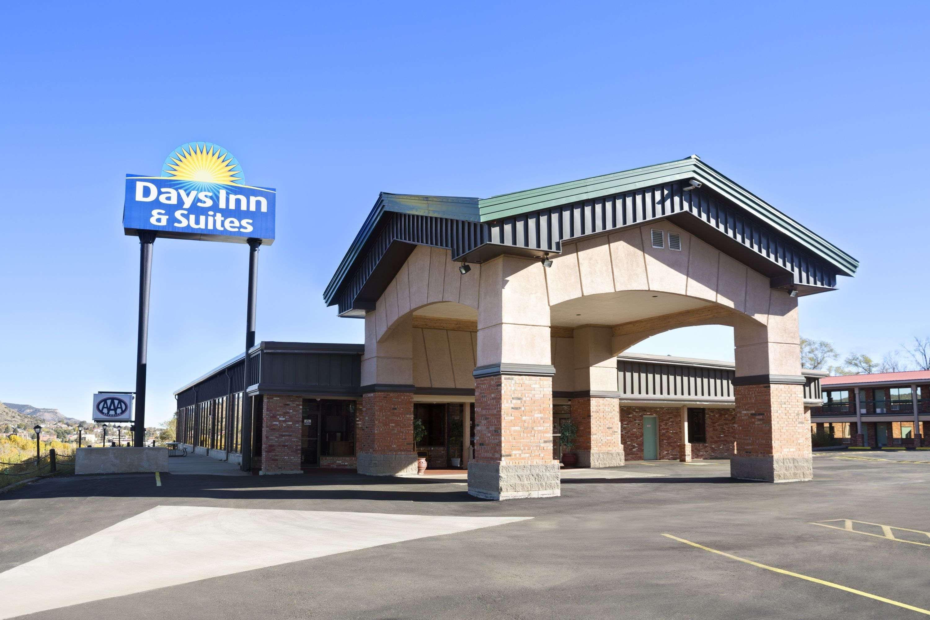 Days Inn & Suites By Wyndham Trinidad Dış mekan fotoğraf