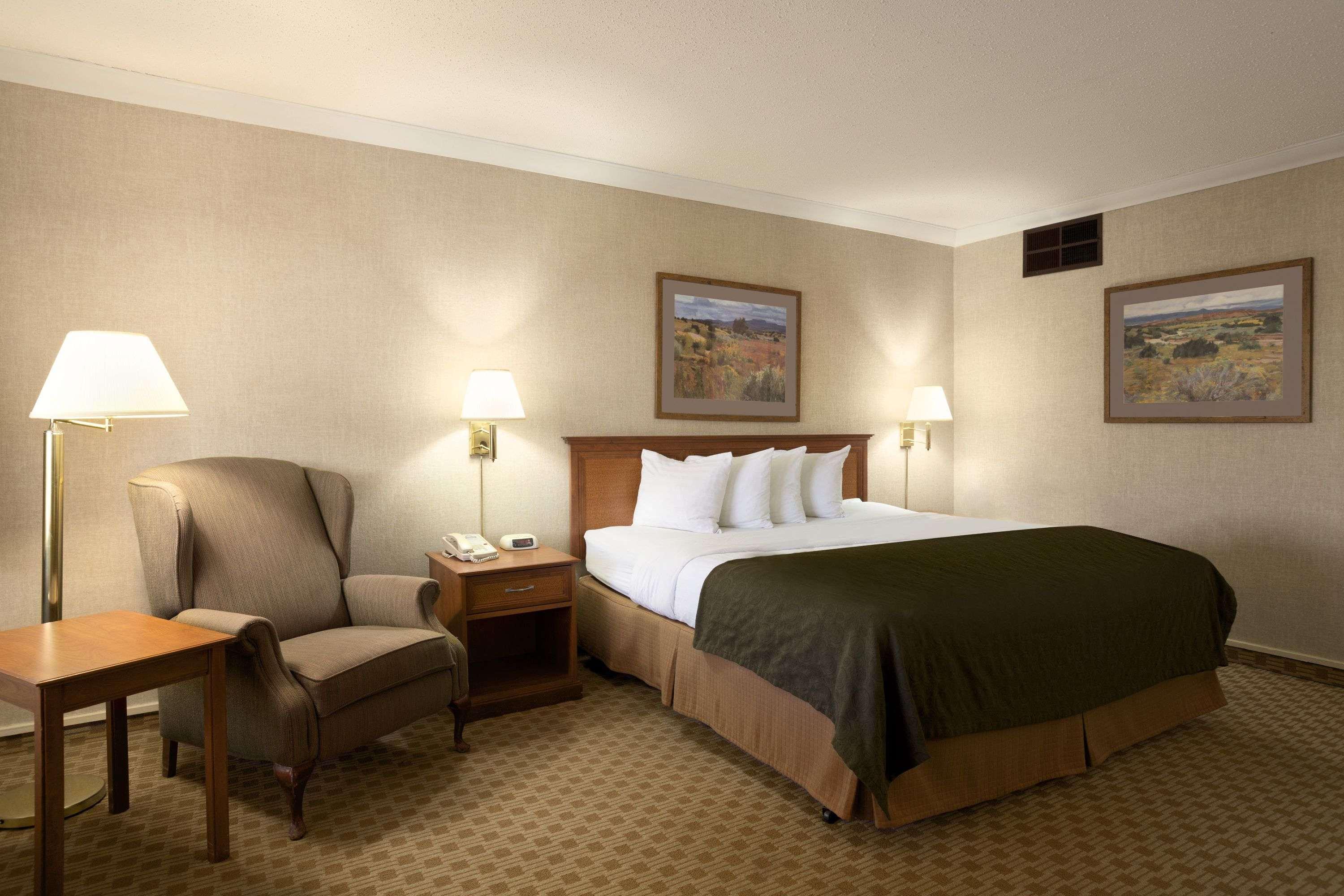 Days Inn & Suites By Wyndham Trinidad Dış mekan fotoğraf